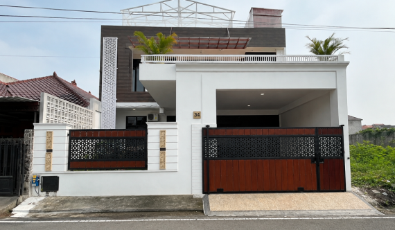 PEMBANGUNAN RUMAH TINGGAL 2 LANTAI SULFAT INDAH